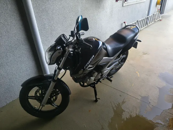 FAZER 250 2012  A VENDA 