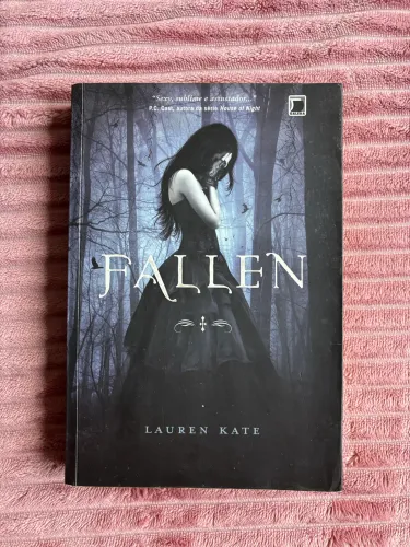 Livro Fallen