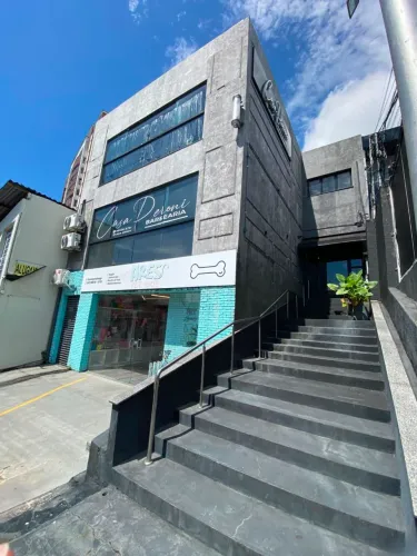 ALUGO SALAS COMERCIAL