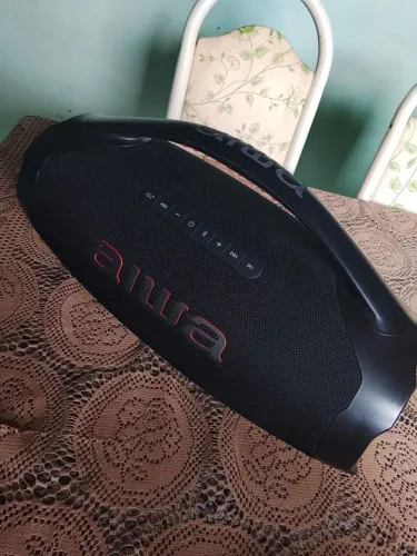 Vendo caixa de som aiwa 