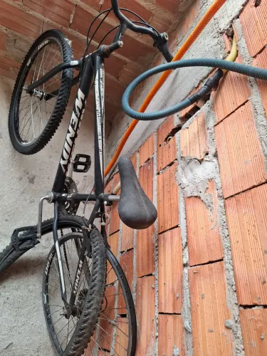 Bicicleta aro 18