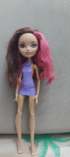 Boneca Ever After High Briar Beauty