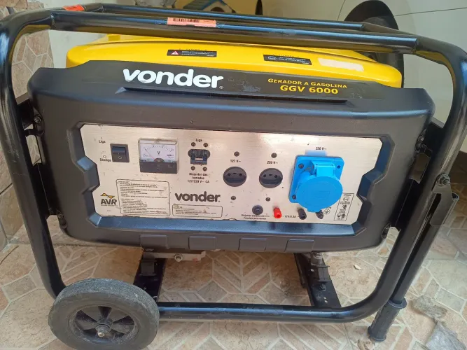 * EXCELENTE PROD!!!VENDO GERADOR DE ENERGIA VONDER GGV 6000, GASOLINA. USADO POUCAS VEZES