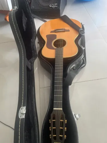 Violão Yamaha
