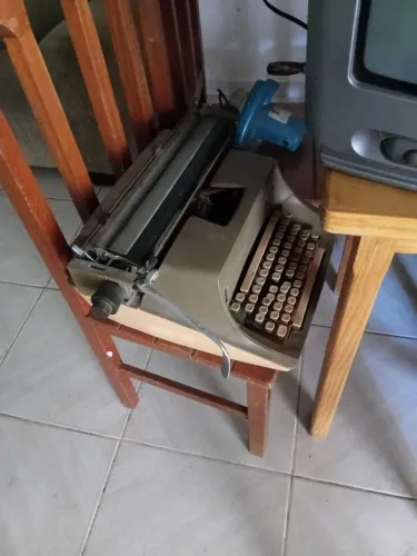 Máquina de escrever