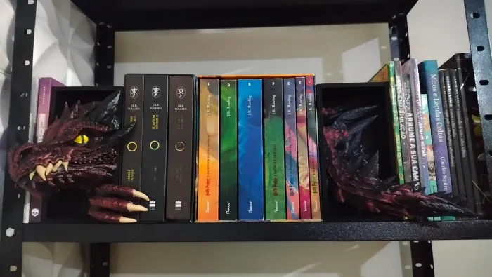 Apoio de livro dragao