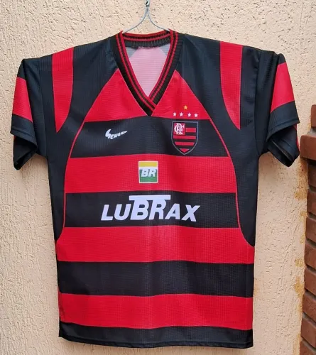 Camisa do Mengão (79x56cm) em poliéster - 2ª linha em ótimo estado.