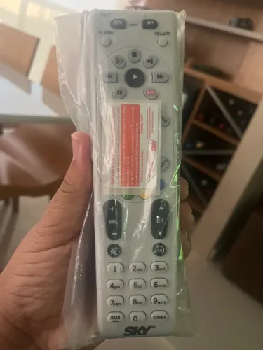 Controle remoto SKY