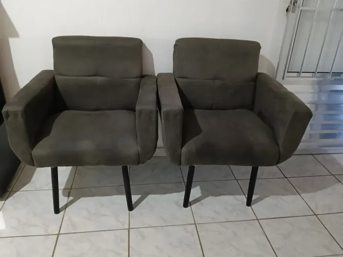 Duas poltronas
