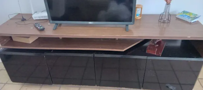 Vendo: Rack. Bom estado $ 100,00