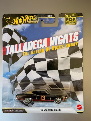 Carrinho Hot Wheels Premium Culture Pop