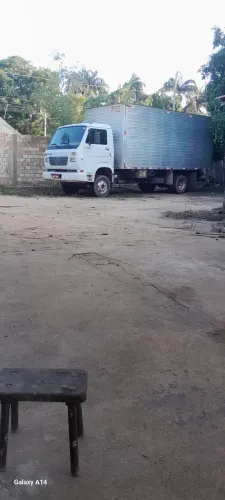 Caminhão baú para fretes