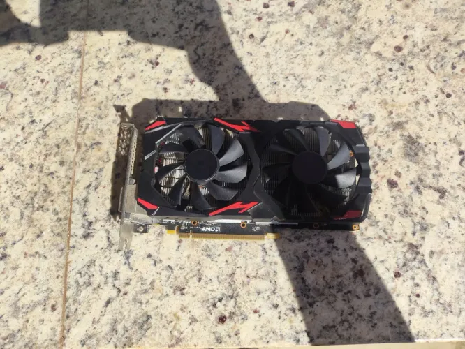Placa de vídeo AMD Radeon rx 580 8gb 2048sp