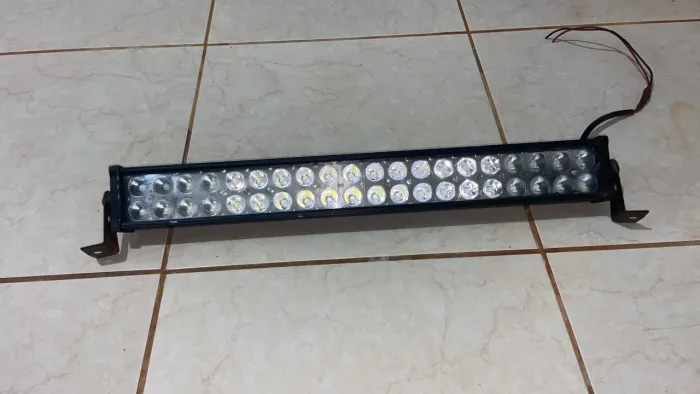 Vende-se barra de led