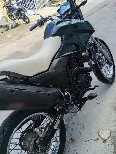 Vende-se está Crosse 150