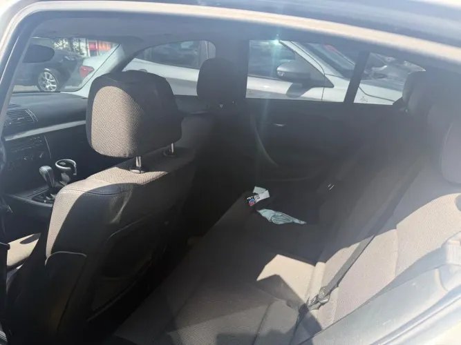 BMW 118IA 2.0 16V 136cv 5P 2012