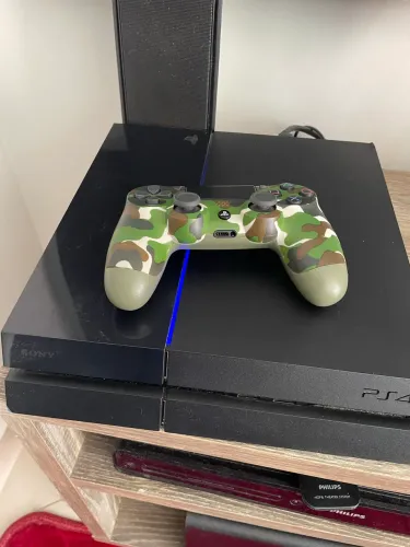 PlayStation 4 fat 