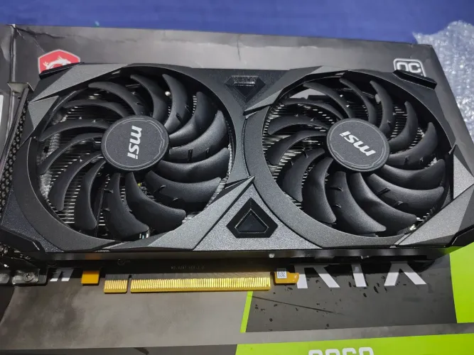 Placa de vídeo NVidia RTX 3060 12GB