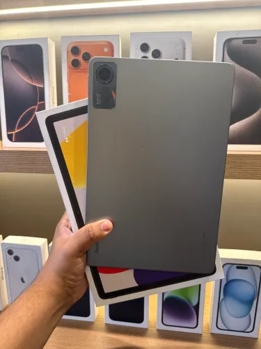 REDMI PAD SE 256GB COM 8GB RAM - SEMINOVO