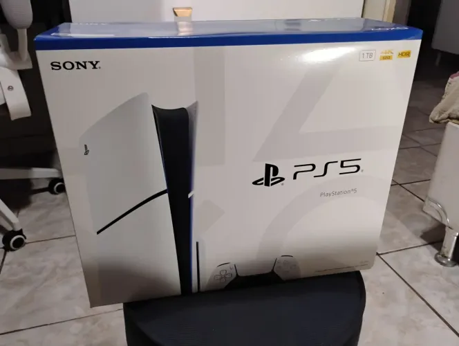 Playstation 5 slim com disco novo lacrado