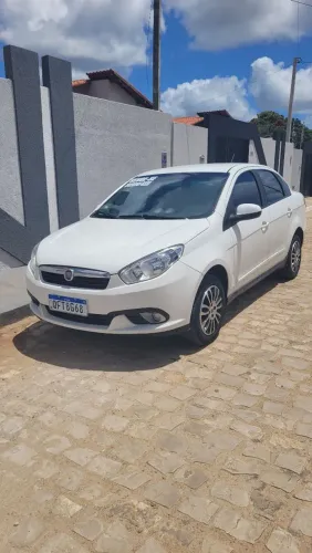 Fiat Grand Siena Tetrafuel 1.4 EVO F. Flex 8V 2016