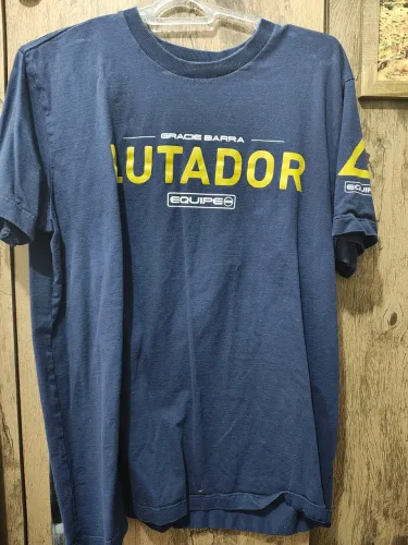 Camiseta Gracie Barra tamanho M em estado de nova