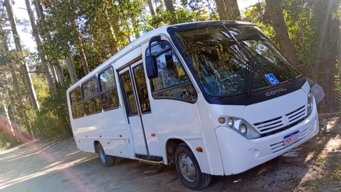 Micro ônibus Comil-Pia
