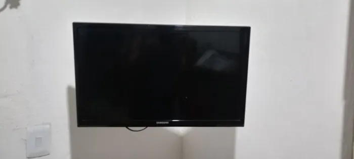 TV Samsung usada 24 polegadas