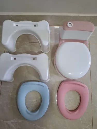 Kit desfralde: troninho/penico, redutor de assento, banquinho/escadinha