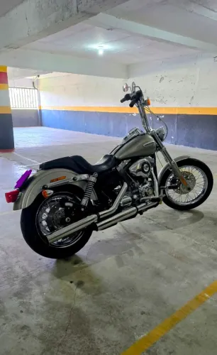 HARLEY-DAVIDSON DYNA SUPER GLIDE CUSTOM 2008