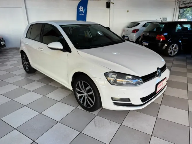 Volkswagen Golf Comfortline 1.4 TSI 140cv Aut. 2015