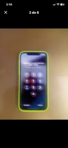 Celular iPhone 12