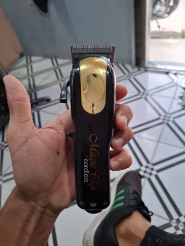 Máquina de cortar cabelo 