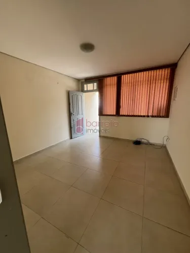 CASA COMERCIAL À VENDA NA REGIÃO CENTRAL DE JUNDIAÍ/SP