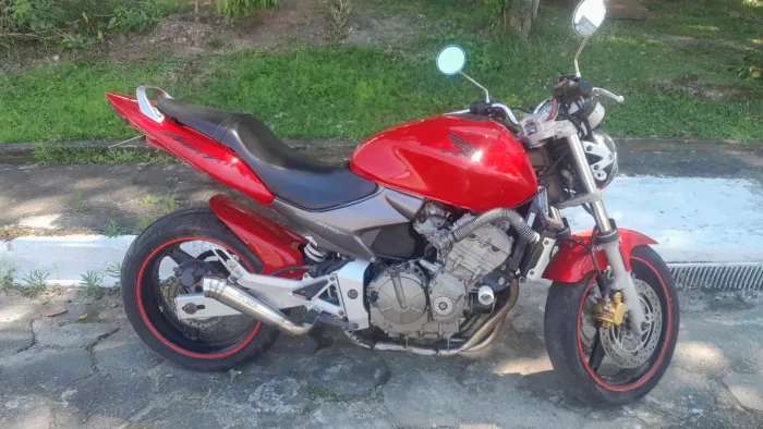Cb 600 Hornet 2005.
