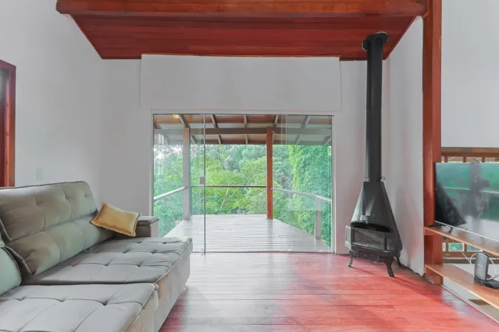 Casa com 4 quartos sendo 2 suítes no bairro Córrego grande