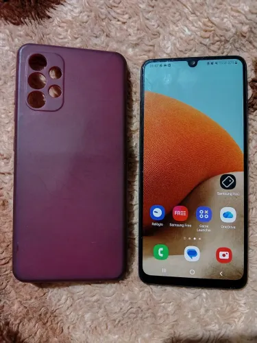 Celular A32 128 gb tudo funcionando sem detalhes