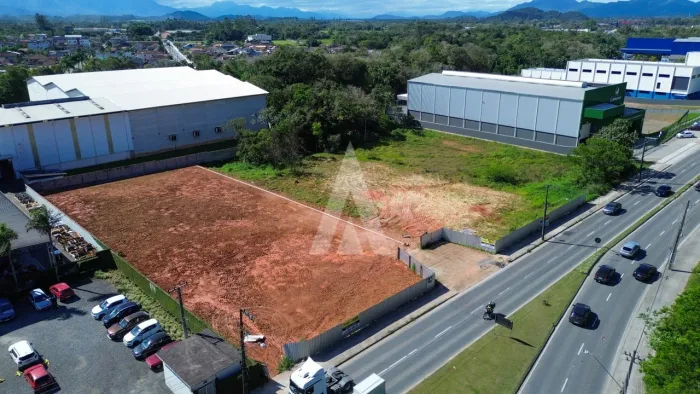 Terreno com 2.507m² localizado no bairro Santo antonio.