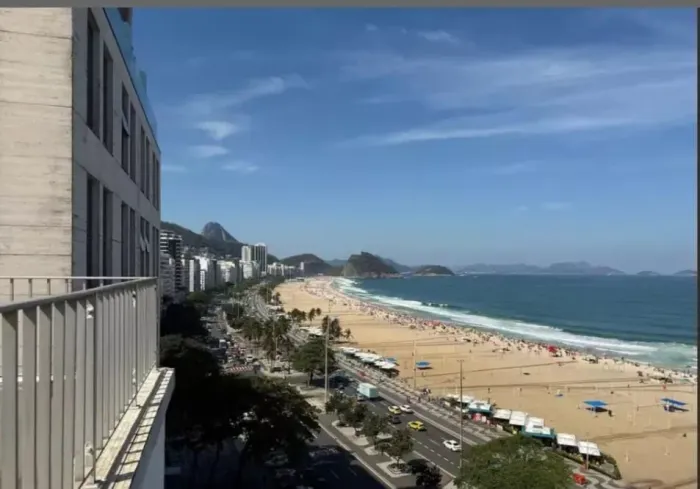Imóvel para venda possui 134 metros quadrados com 3 quartos em Copacabana - Rio de Janeiro