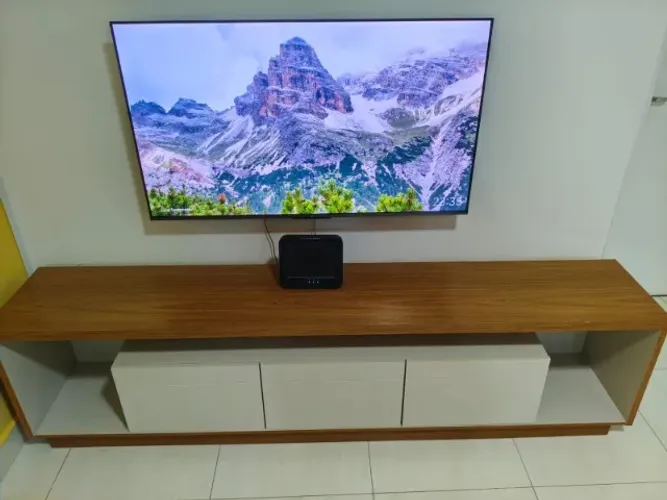 Rack para TV até 75? - 2m | MDF | Excelente Estado