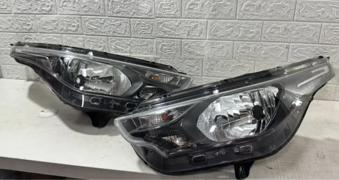 Par farol Fiat Strada 2021 23 24 2025 original