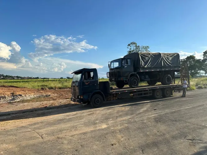 Scania 113 plataforma fixa