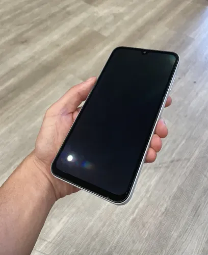 Samsung Galaxy A15 256GB 1 Ano de Uso Conservado