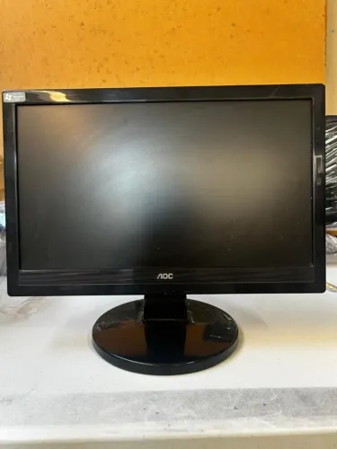 Monitor AOC 15" Modelo 1619SW VGA