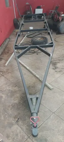 Carretinha pra canoa