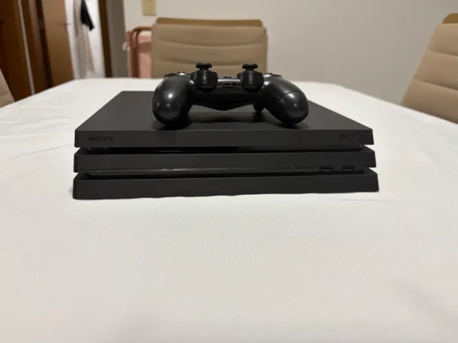PS4 Pro Impecável + Controle Original + 3 Jogos | Completo