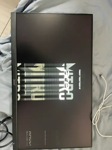monitor acer c defeito