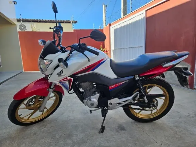 Honda CG Titan 160 - Versão Ed. Comemorativa 40 Anos