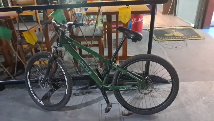 Bicicleta MTB aro 26 - ACEITO OFERTAS