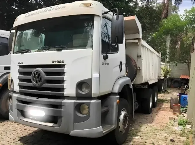 Vw 31320 6x4 caçamba 2011